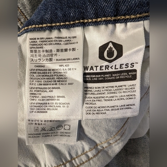 Levi's high rise denim Mini skirt, With stars, Sz 18W New With Tags - Picture 14 of 14